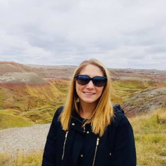 Meet your Posher, Alessia - Picture 1 of 1